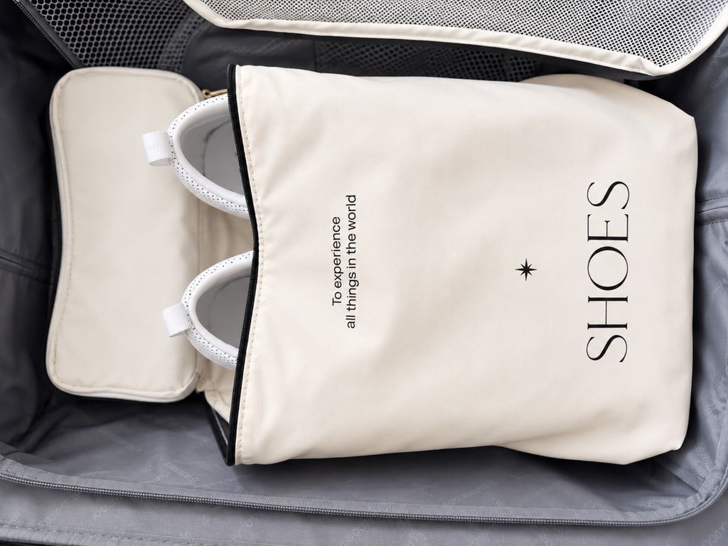 Travestan shoe bag with shoes